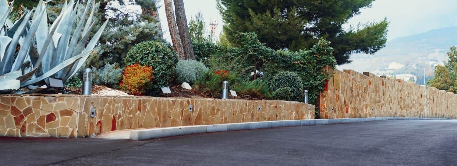 How to Choose the Best Retaining Wall Material for a Commercial Property Landscaping