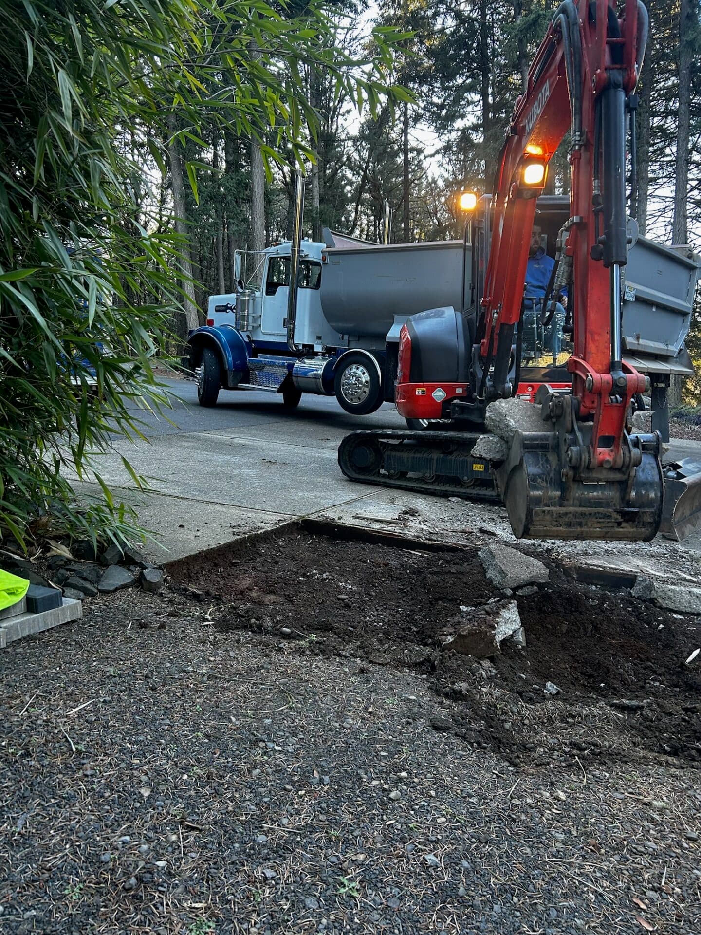 Dump Truck & Excavation for commercial projects in Gresham, OR