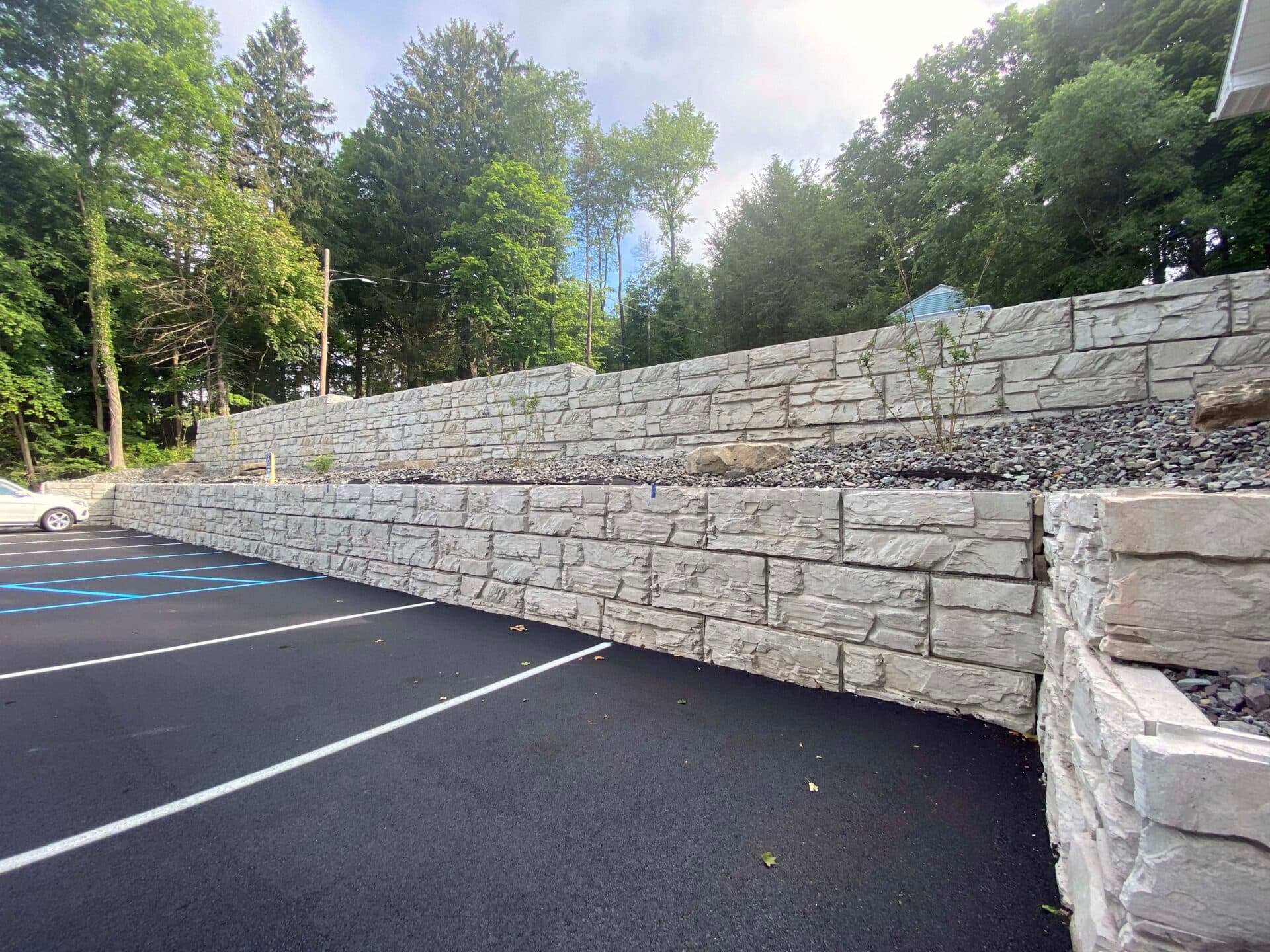 Engineered commercial retaining wall