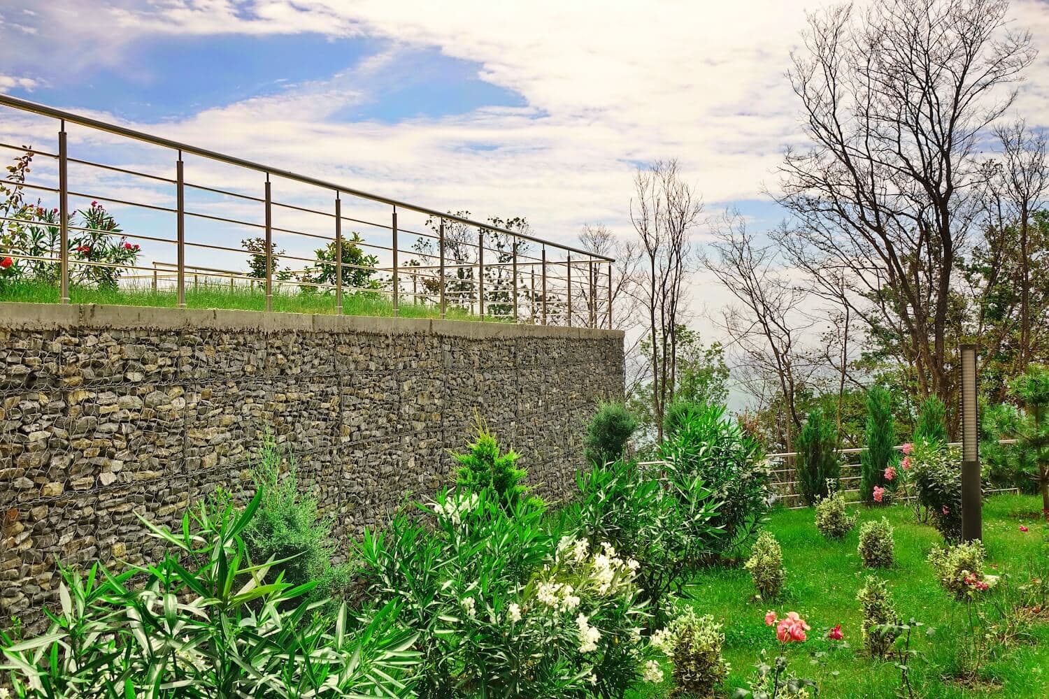Retail Retaining Walls: How Smart Design Enhances Customer-Facing Spaces