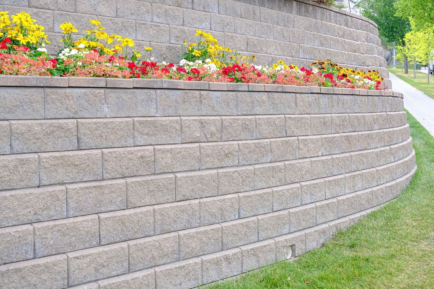 When Every Inch Counts: Maximizing Commercial Land With Retaining Walls